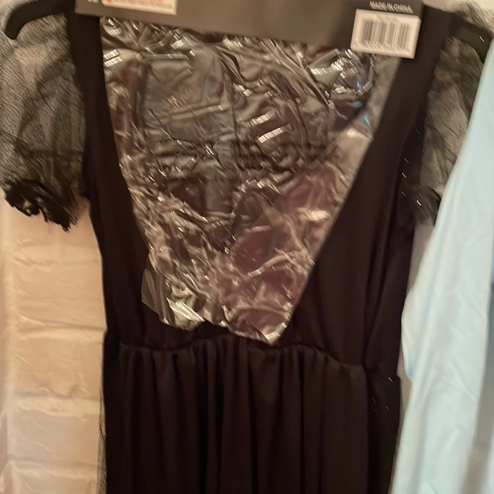 2 Rubie’s Costumes for Halloween or dress up - loads of fun for a girl (mlb)